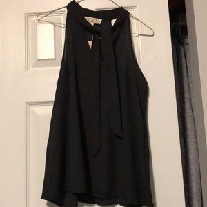 Black tie tank top